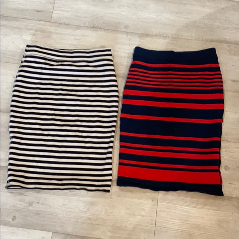 Set of 2 Old Navy knee-length bodycon skirts